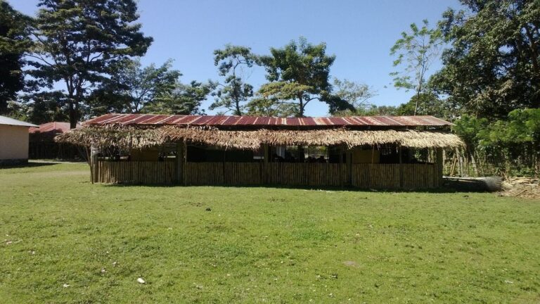 Instituto-Puente-Somos-1-salon-comunal-educacion-rural